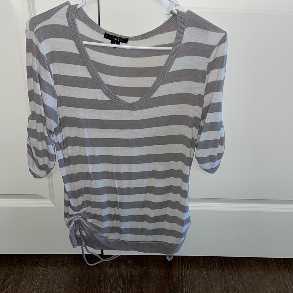 Juniors Size XL 3/4 Sleeve Shirt